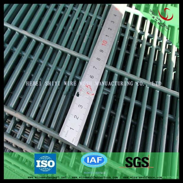 358 security welded wire mesh fence panel factory(ISO 9001)