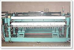 Shuttless weaving machine 3