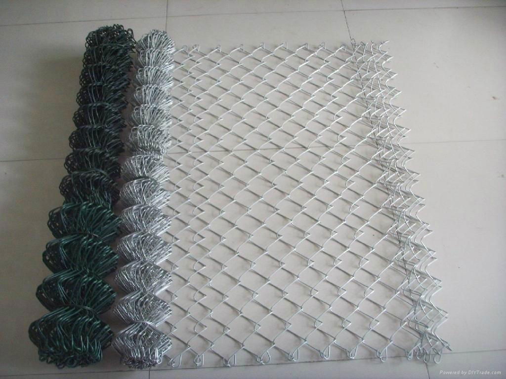 galvanized chain link fence