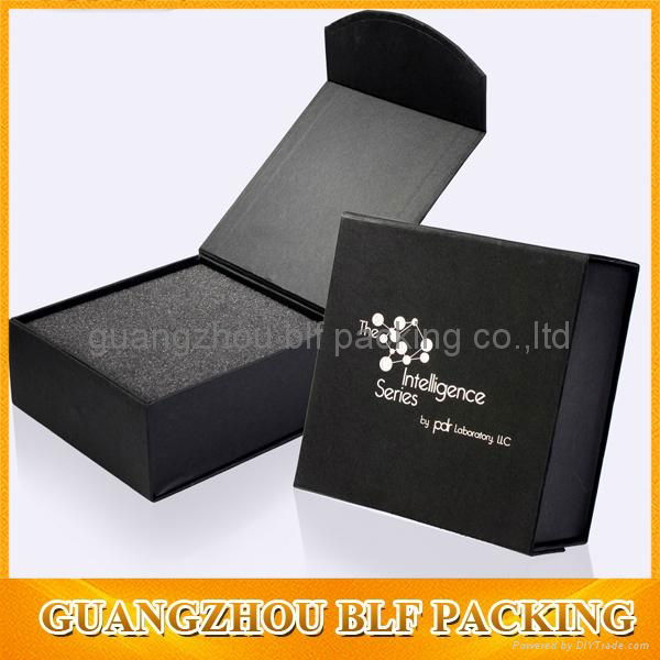 magnetic closure black cardboard paper gift box 