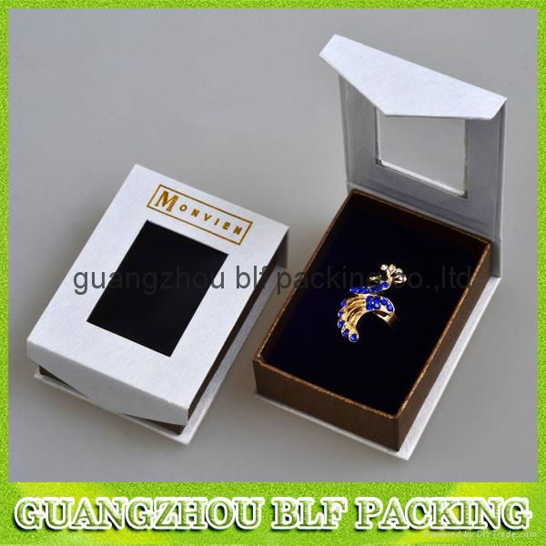 custom magnetic closure  cardboard paper jewelry gift box 