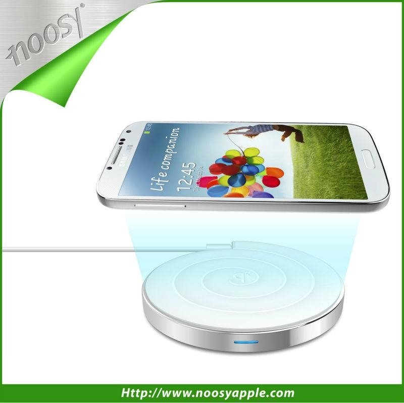 Noosy Newest Colorful Snail Qi Wireless Charger