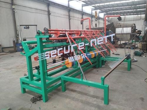 Full automatic Chain link fence machine 3