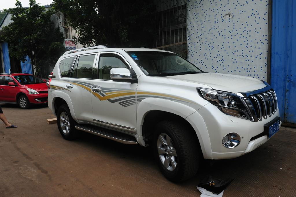 2014Toyota Prado  fender flare Prado blowing wheelbrow 2