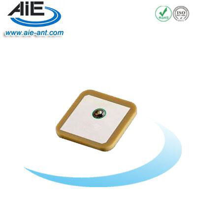 GPS dielectric antenna