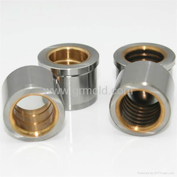 Oilless flanged bronze plated bearing guide bushing for stamping metal moulds 5