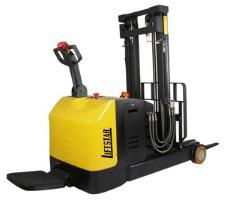 Liftstar Reach stacker