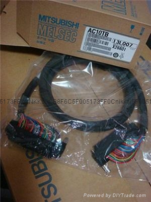 三菱PLC编程电缆USB-SC09-FX三菱可编程控制器 4
