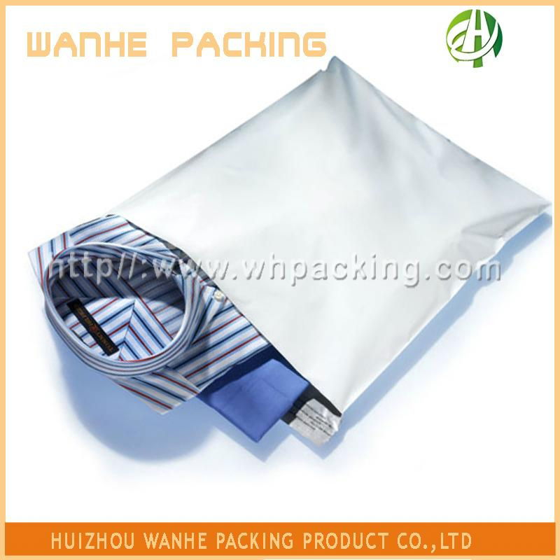 self sealing adhesive messenger mail bag with adhesive tape 5