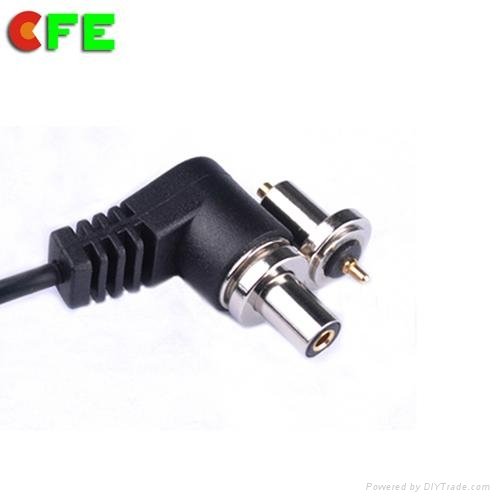 Led flashlight magnetic power connector 2