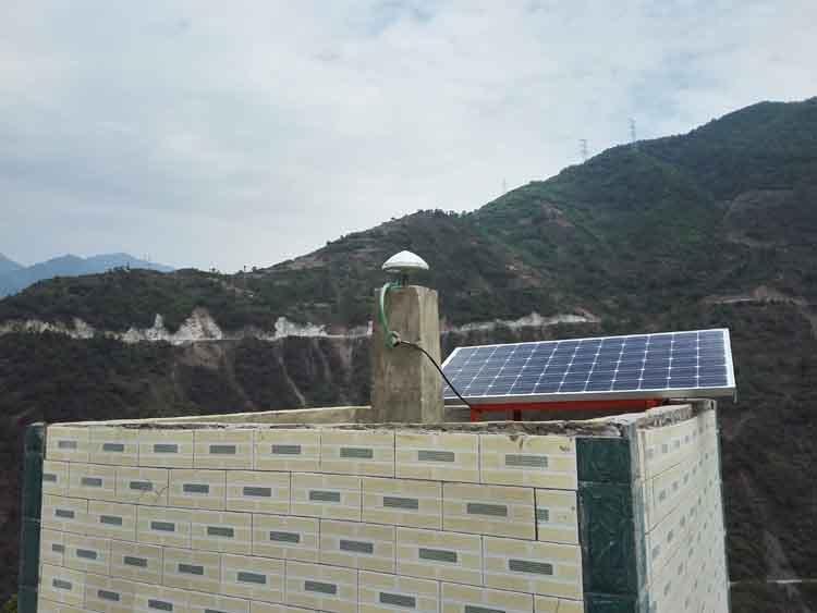 贵州地区可用鸿艺祥太阳能监控供电系统 2