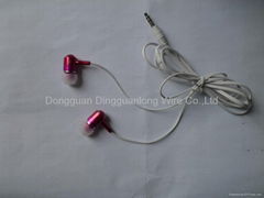 metal headphone with clear stereo sound