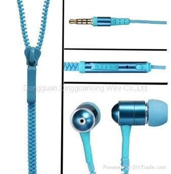 metal headphone with clear stereo sound 2