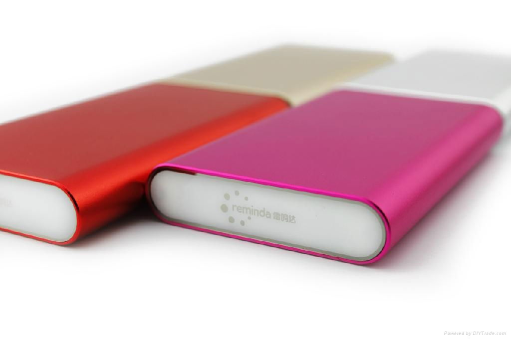 6000mAh portable power bank for iPhone iPad Samsung Mobile phone 2