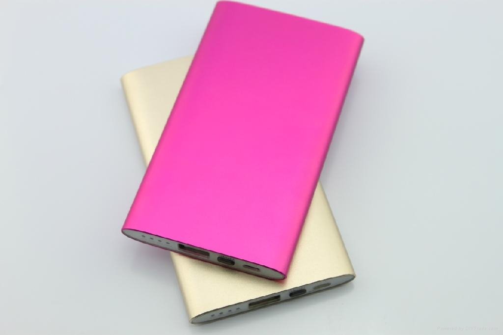 Mobile power bank 5100mAh for cell phone mobile phone 5V mobile devices