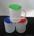 11oz Frosted glass mug with plastic lid 1