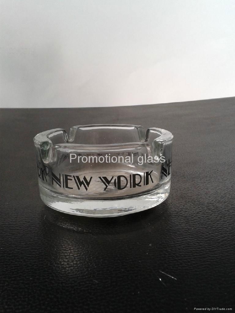 Glass ashtray clear 10*10cm 2