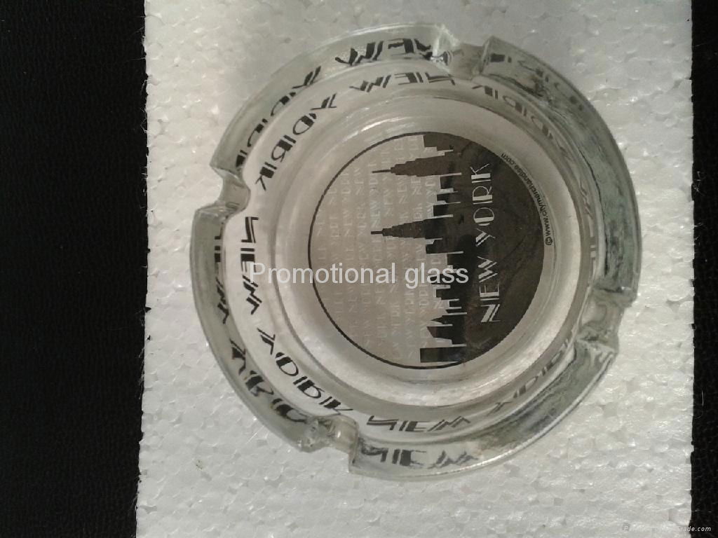 Glass ashtray clear 10*10cm 5