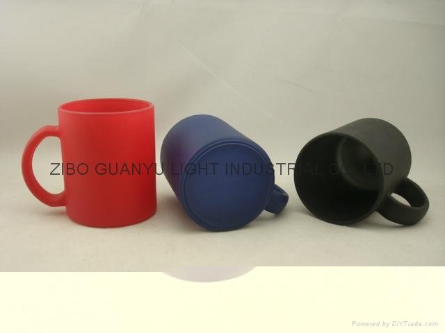 Black color change glass mug 3