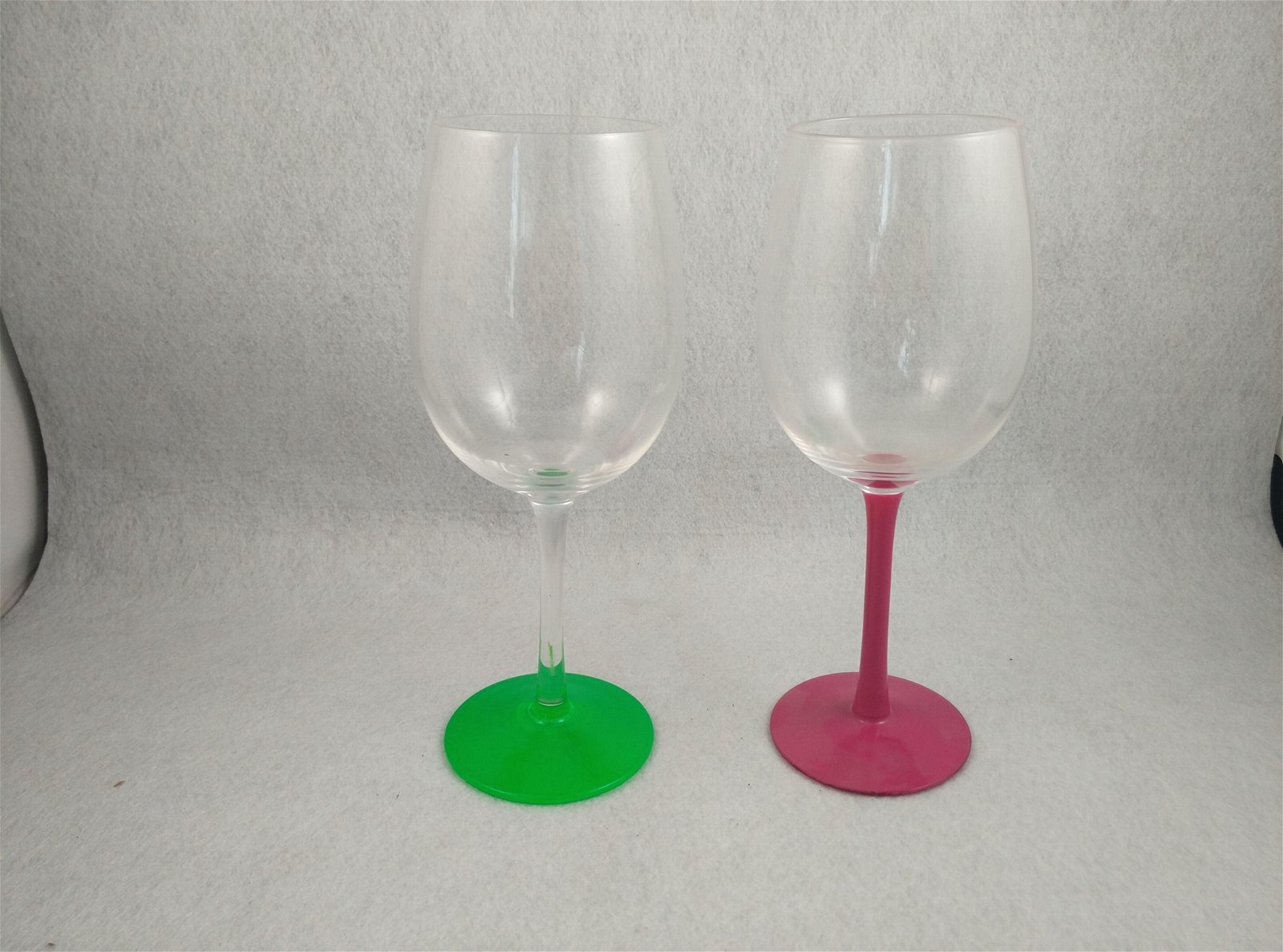 Wicked Wine glass with handpainted stem 4