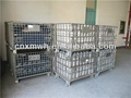 Stacking wire mesh containers