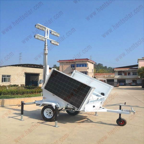 Mobile solar light tower with 4 panels 3