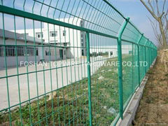 welded mesh fence