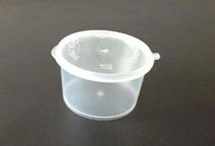 3 oz pp sauce container with hinged lid