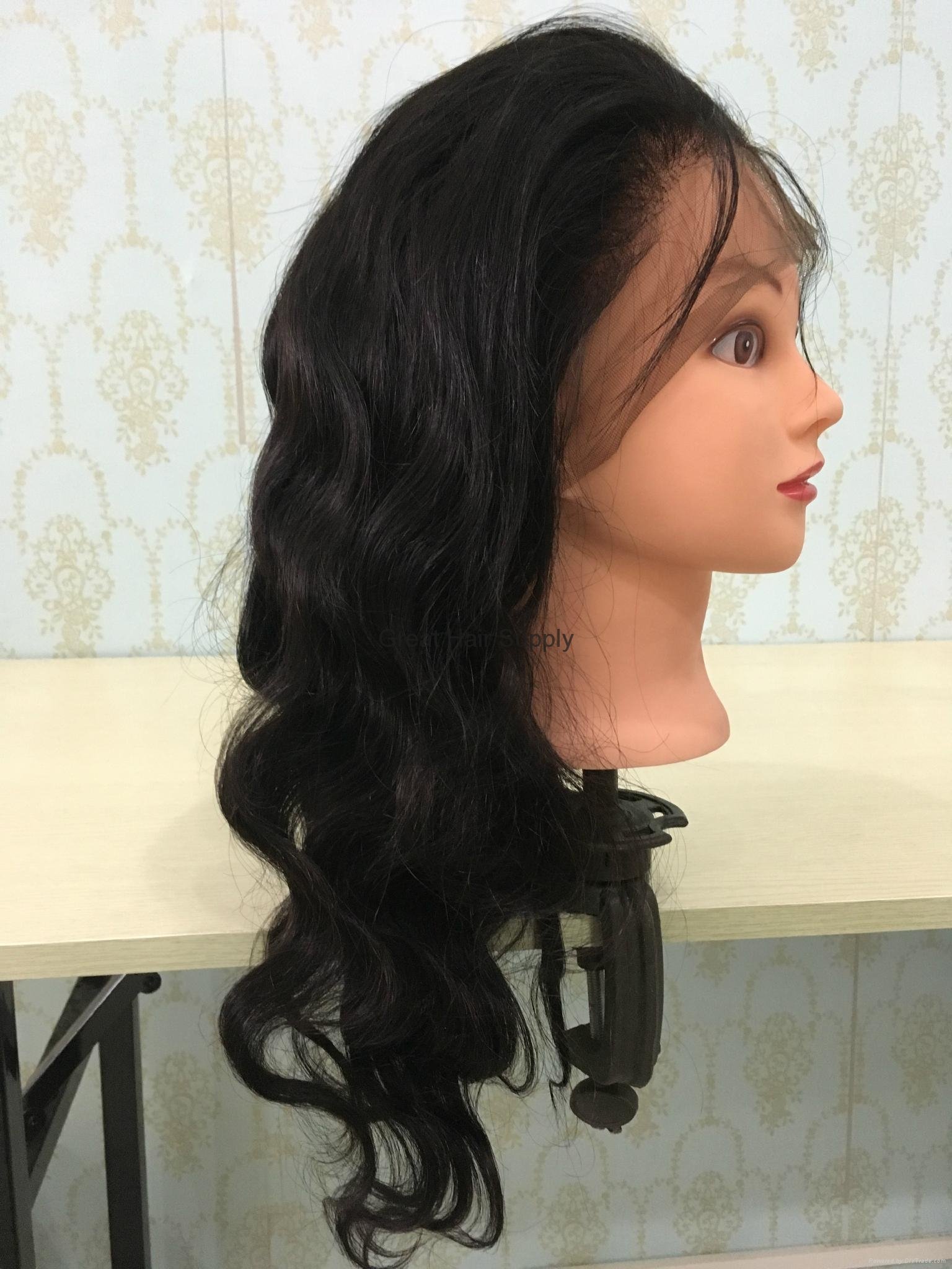 new 360 lace wigs with 4 clips attached good quality lots of baby hair