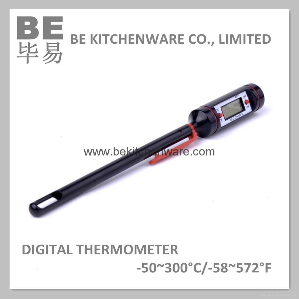 High performance high temperature digital thermometer