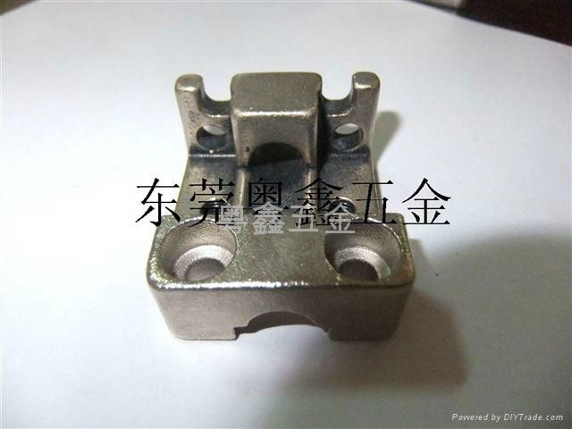 Fixed block carbon steel casting made by metal casting process 2