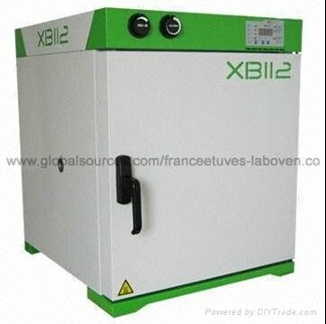 France Etuves Laboratory Microbiological Incubator with 112 liters XB112