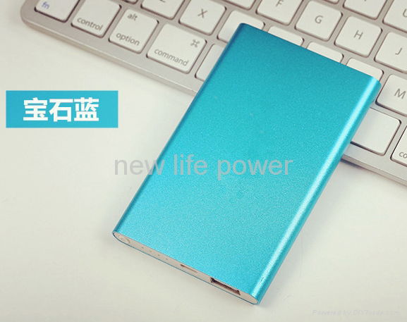 便携移动电源 5000mAh 3