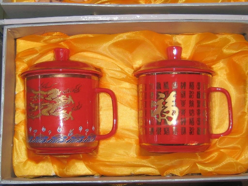 中國紅瓷茶杯 2