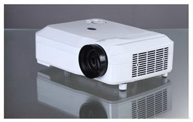 High quality and resolution Cheap HD LCD eyesclops projector 2