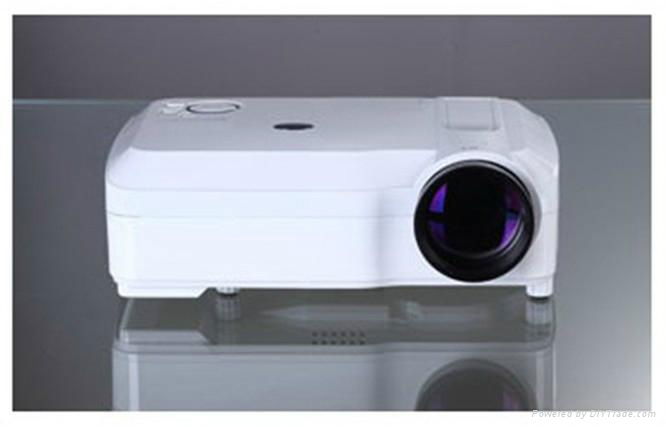 High quality and resolution Cheap HD LCD eyesclops projector 4