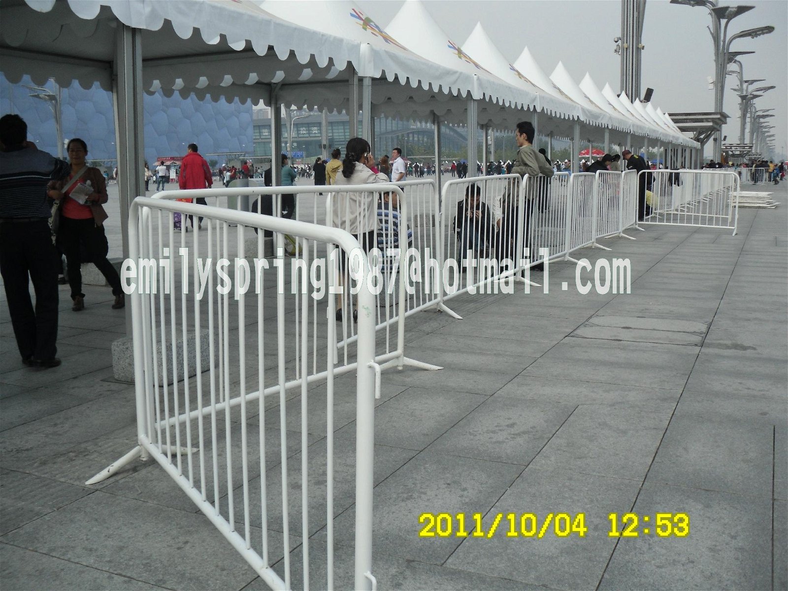 hot dipped galvanized crowd control barrier  5