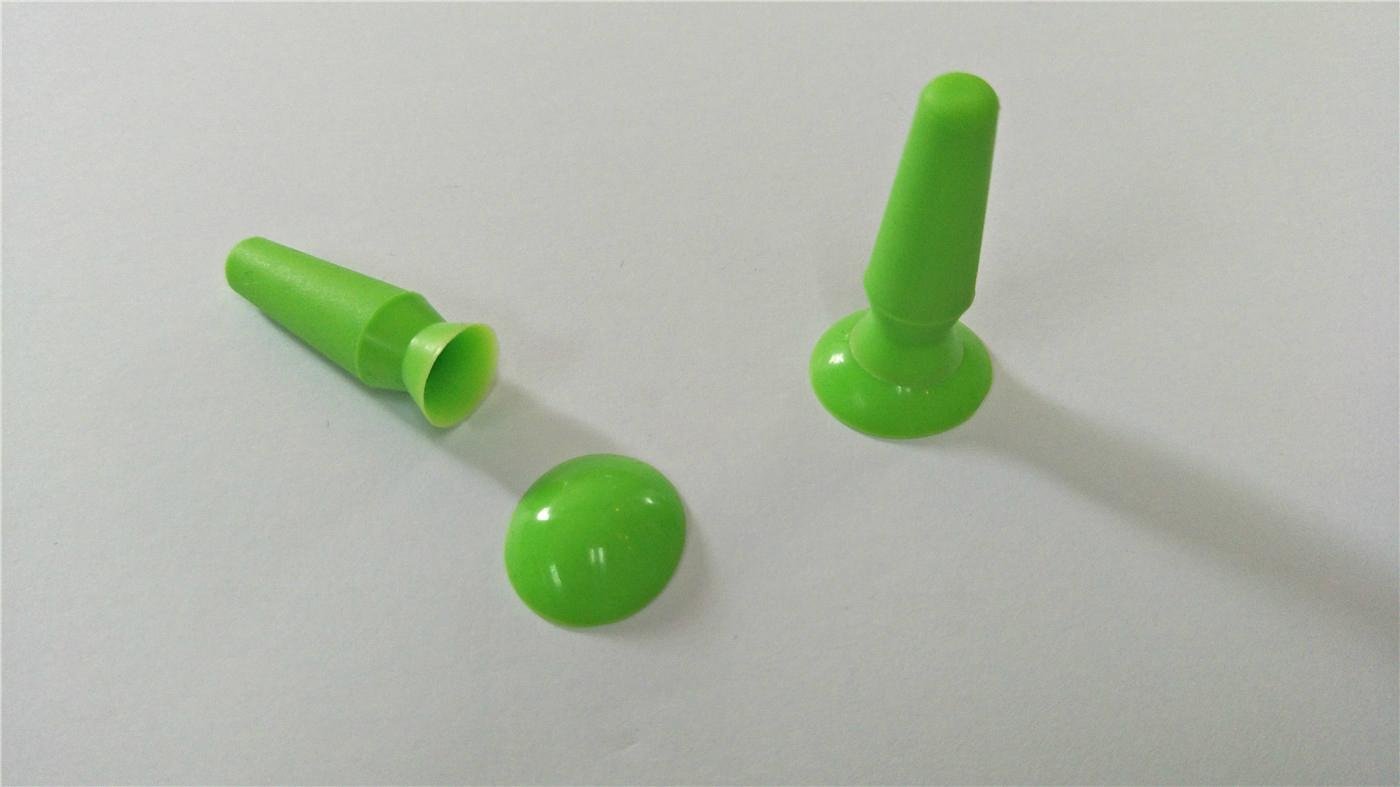 Silicone Ocular Shield With Suction Cup