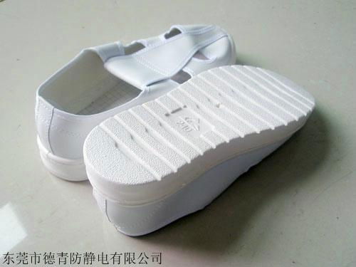PVC拖鞋