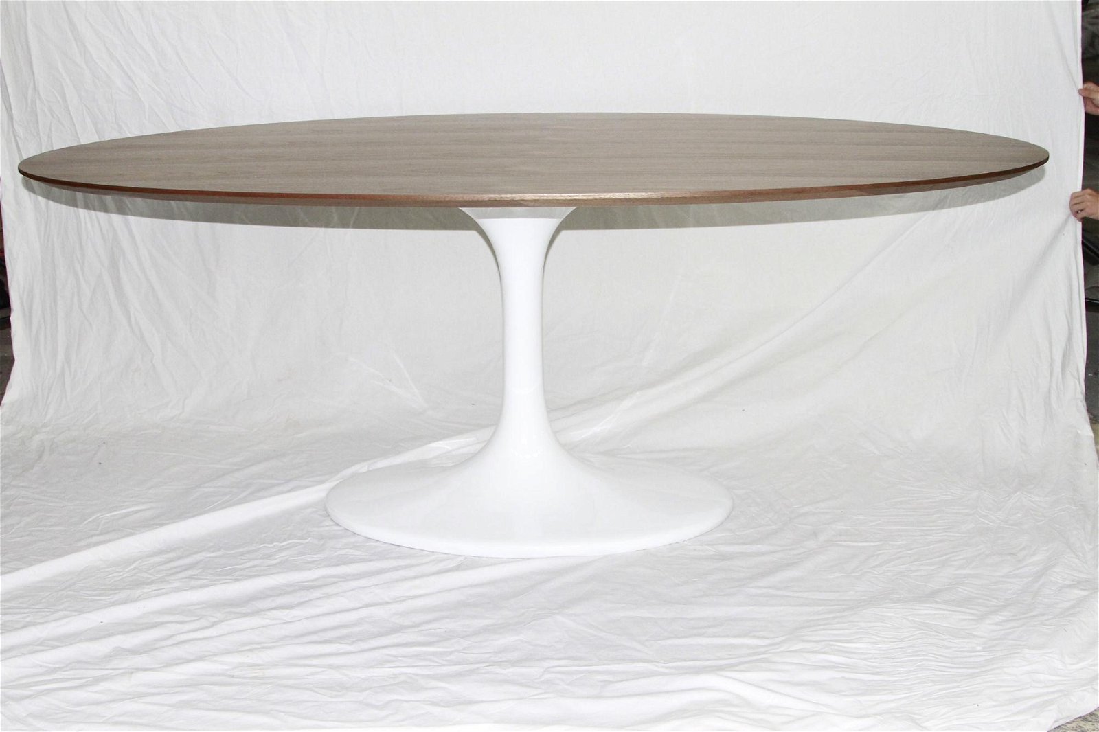 Modern design Eero Saarinen round marble Tulip dining table white marble table 3