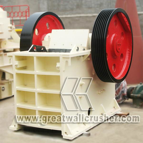 High Quality Jaw Crusher for 200~580t/h crushing plant 3
