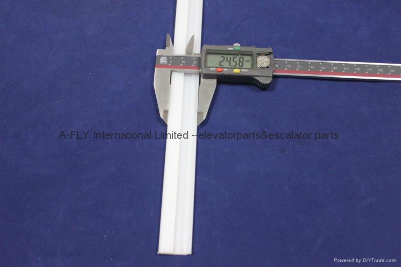 Escalator Handrail Guide Strip For Hitachi Escalator Parts 2