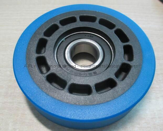 Escalator Step Chain Roller DEE4008753