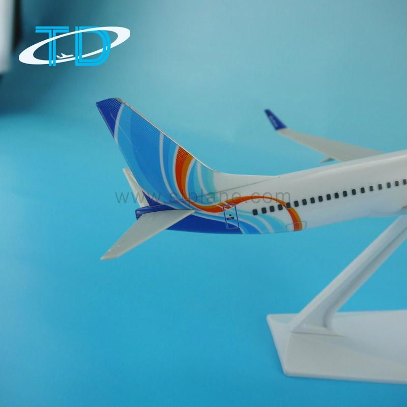 B737-800(27cm) "Flydubai"1/150 scale model new aircraft for sale  3