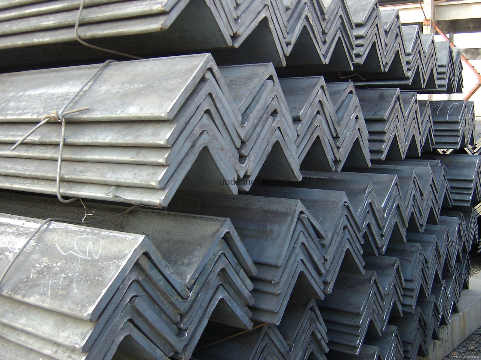 Hot Rolled Prime Angle Steel 5