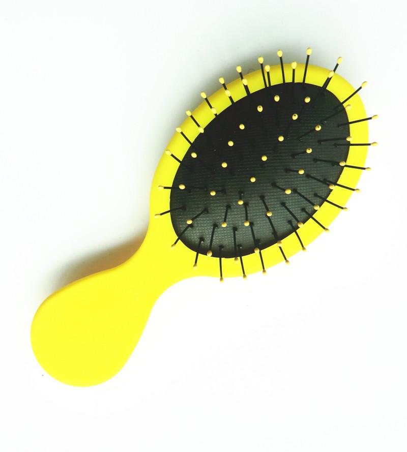 Mini pocket hair brush 4