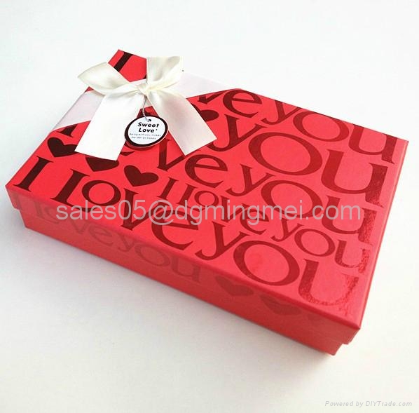 Garment Paper Gift Box Customized Design  2