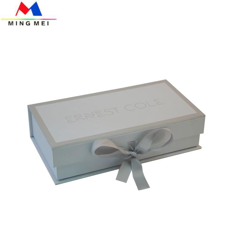 White Paper Carboard Gift Package Box with paper tray
