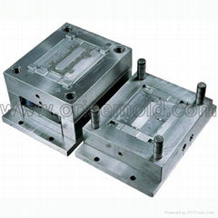 Plastic injection mold