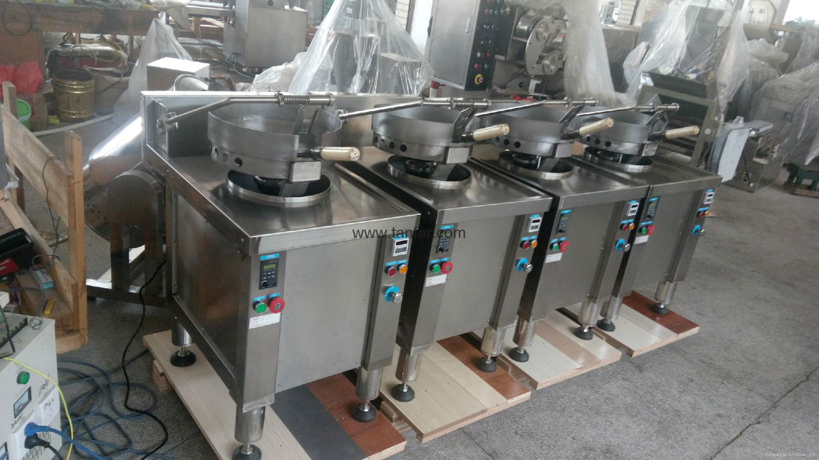 RCG-560 Automatic Rotary Wok  Auto Noodle and rice  fryer machine 2